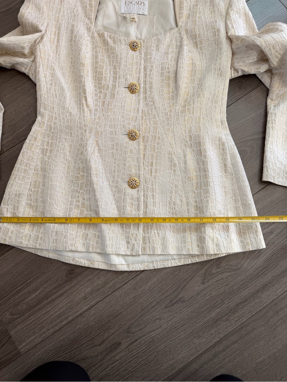 ESCADA cotour - Picture 10 of 10